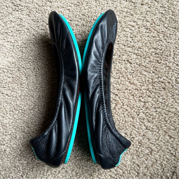Tieks Women's Matte Black Italian Leather Ballet Flats Sz 8 - Picture 7 of 12
